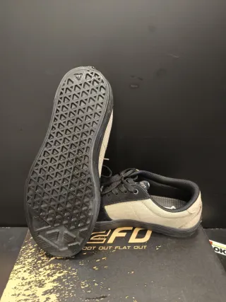 Zapatillas LEATT mtb flat