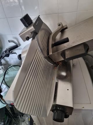 Cortadora de fiambres profesional