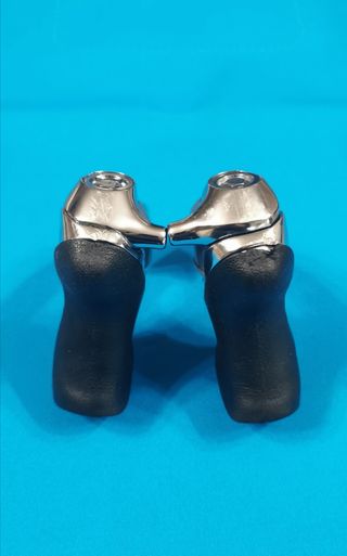 Manetas Shimano 600 ST-6400