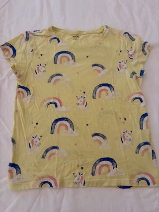 Camiseta niña Kiabi unicornios y arcoíris 8-10 año