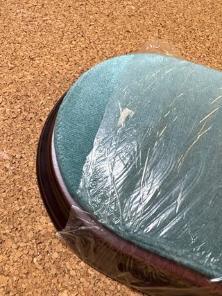 Base in mogano e copertura in velluto blu