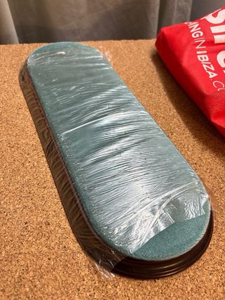 Base in mogano e copertura in velluto blu