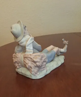 Figura Lladró Niño con Pájaro Porcelana