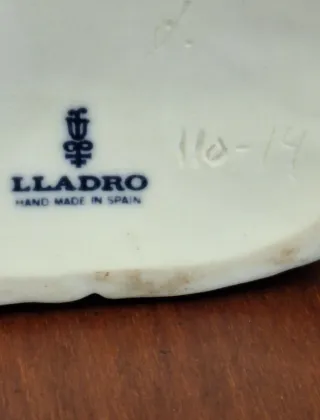 Figura Lladró Niño con Pájaro Porcelana