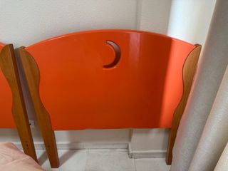 2 cabeceros para camas de 90 y estanteria+ cubo