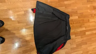 Forro polar Trangoworld rojo y negro