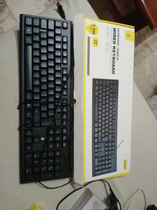 Tastiera PC Wired 105 Tasti