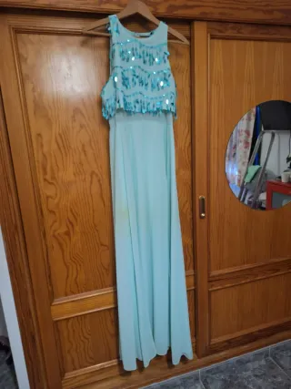 Vestido largo con lentejuelas
