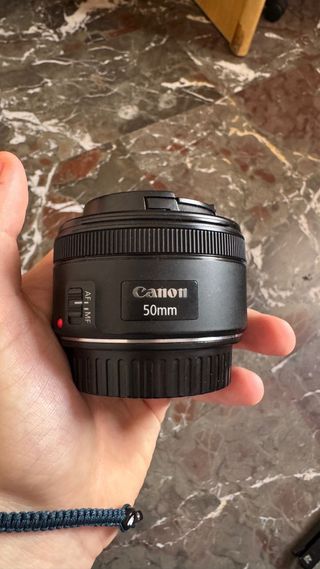 Canon 80D + Estabilizador Gimbal + accesorios