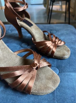 Tacchi da ballo dorati/marroni Paoul