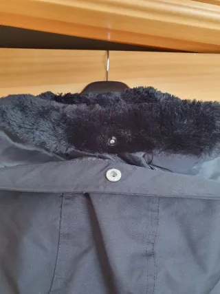 Abrigo premamá y porteo negro