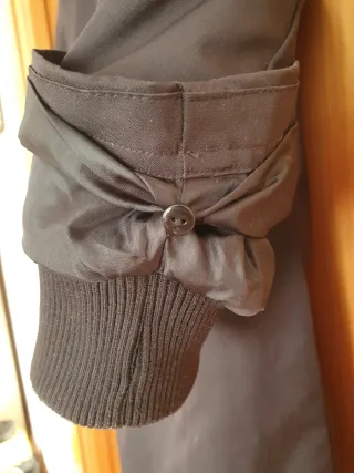 Abrigo premamá y porteo negro