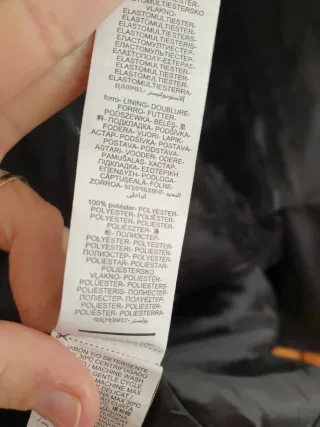 Abrigo premamá y porteo negro