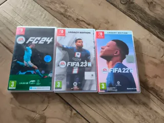 FC 24, FIFA 23 e FIFA 22 Legacy Edition