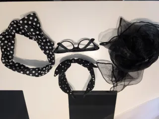 Disfraz chica años 70 lunares