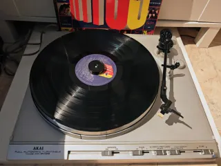 TOCADISCOS AKAI AP B1022. technics pioneer marantz