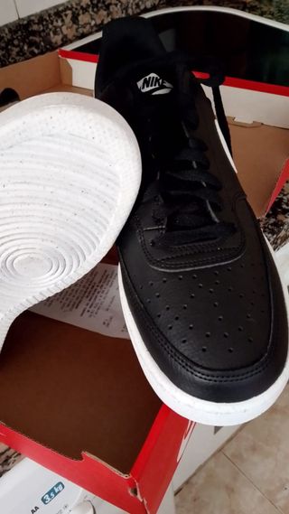 Zapatillas Nike Court Vision Low NN Negras Blancas