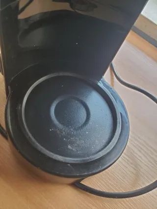 Cafetera Negra con Jarra de Cristal