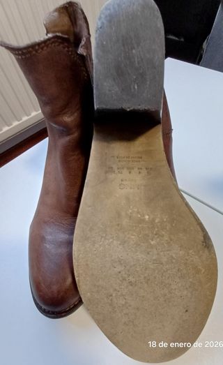 Botines de cuero marrones