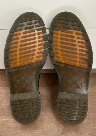 Zapatos Dr. Martens Burdeos