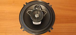 Altavoz Pioneer TS-A1370F