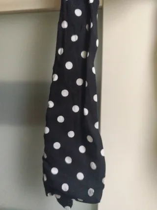 Pañuelo negro lunares blancos