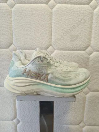 Zapatillas Hoka Clifton 10 Verde y Blanco