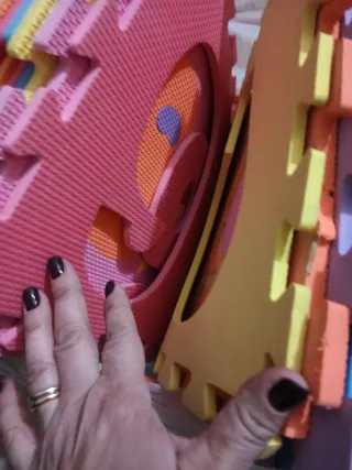 Tappeto puzzle 36 pezzi colorato