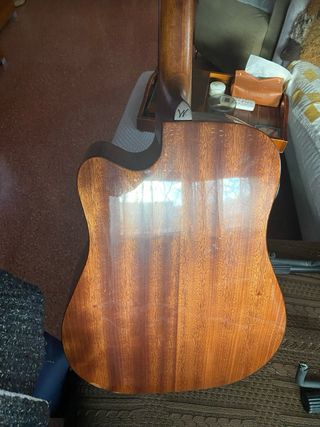 Guitarra Electro-Acústica Washburn