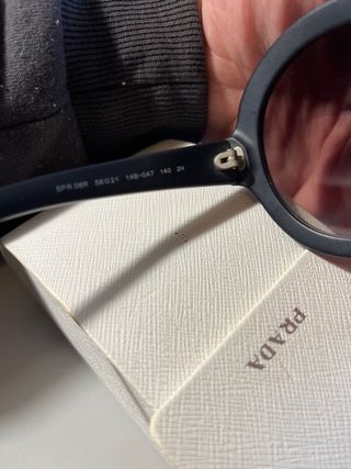 Gafas de sol Prada Ovaladas Negras