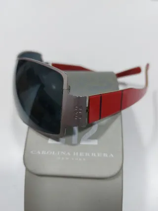 Gafas de sol Carolina Herrera 212