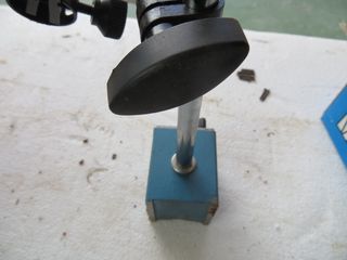 Indicador de cuadrante analógico con base magnétic