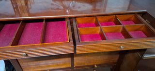 Aparador de madera maciza