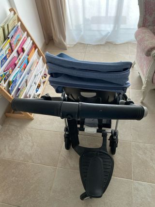 Silla de paseo / carro Bugaboo con patinete