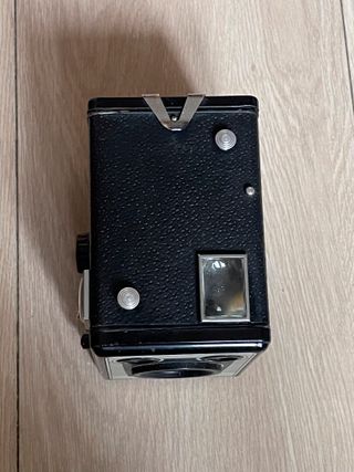 Cámara de cajón Kodak Brownie SIX-20 Model E