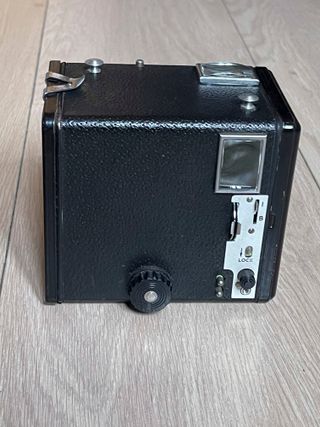 Cámara de cajón Kodak Brownie SIX-20 Model E