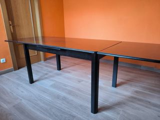 Mesa de comedor extensible de madera