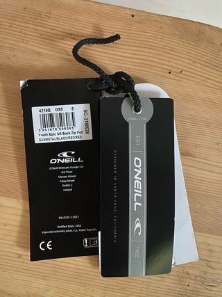 Neopreno O'Neill 5/4 Talla 6 Niño