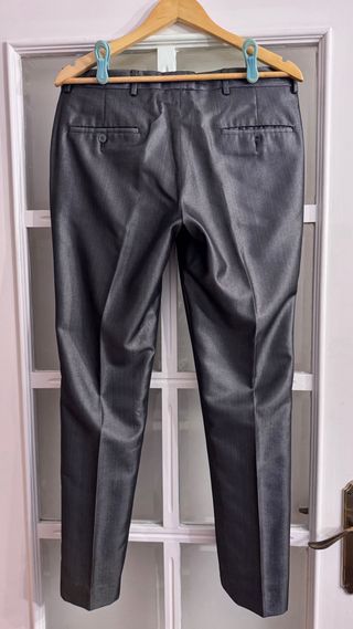 Traje de hombre gris