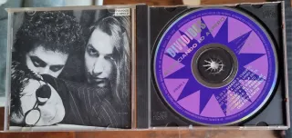 CD Divididos Acariciando lo áspero