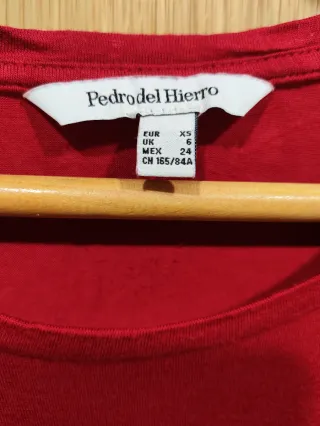 Camiseta Pedro del Hierro Roja con Logo