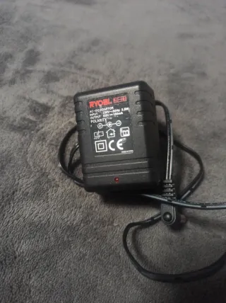 Adaptador Corriente Ryobi 5V 160mA