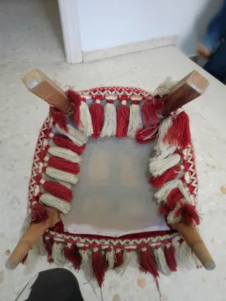 Butaca descalzadora tapizada