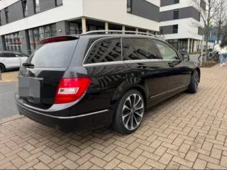 Mercedes-Benz Clase C 2011