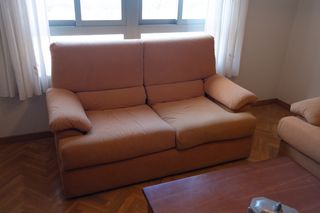 Sofá de 2 plazas tela naranja