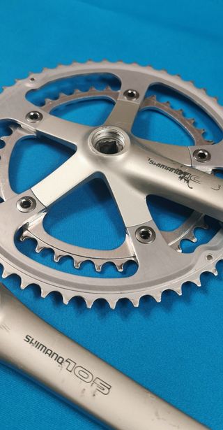 Bielas y Platos Shimano FC-1056