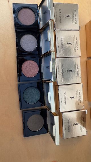 Lote Maquillaje YSL: Sombras y Polvos