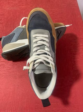 Zapatillas Zara Azul y Marrón