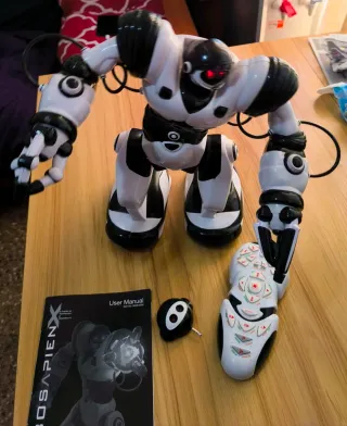 Robosapien X WowWee con Controles
