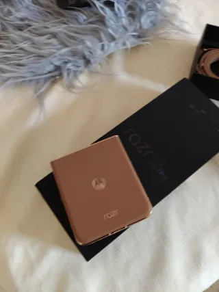 Motorola Razr 50 ultra oro scambio..